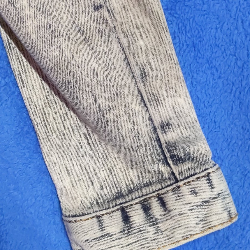 Denim jacket - Picture 6 of 8